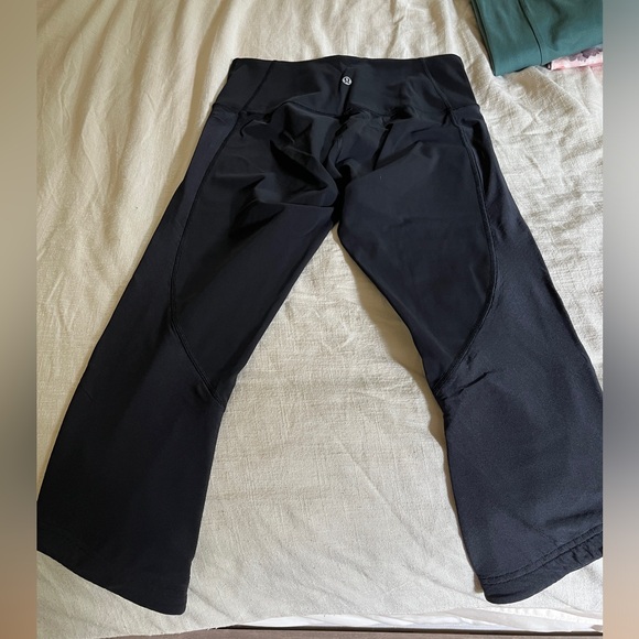 Lululemon crop Capri -size 8 - Picture 4 of 8